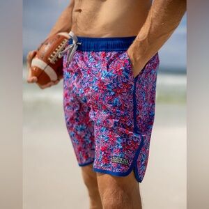 Local Boy Outfitters Wando Swim Trunk XXL Blue Floral Print Pockets New no tags